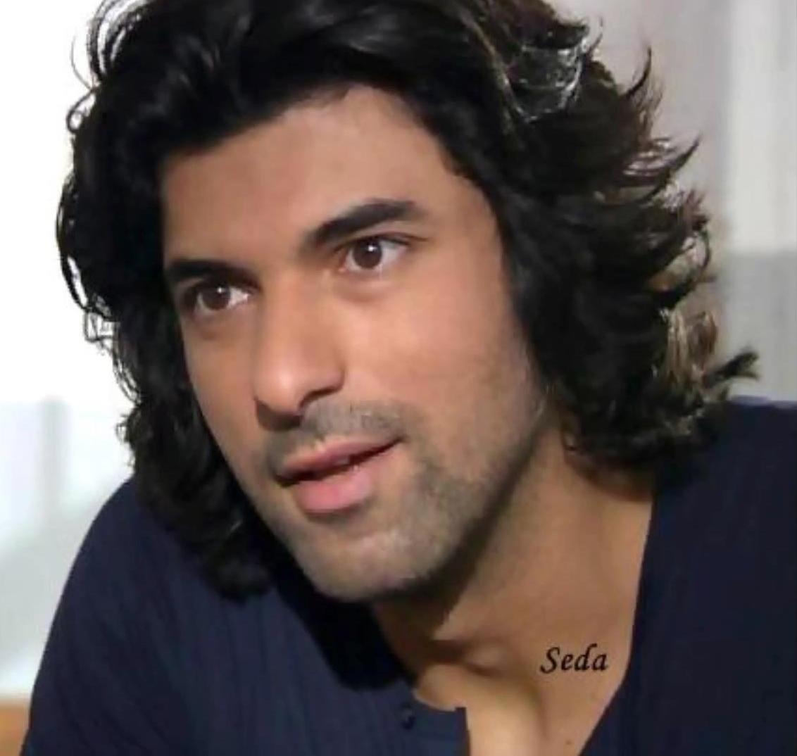 Engin Akyurek.jpg