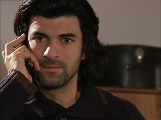 Fatmagulun.Sucu.Ne.BL.15.DVBRip.XviD.force13~1.avi_snapshot_00.20.21_[2013.02.01_00.34.10].jpg