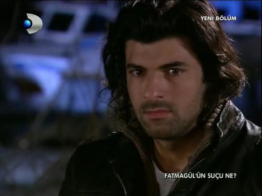 Fatmagulun.Sucu.Ne.BL.17.DVBRip.XviD.force13.avi_snapshot_01.22.13_[2013.02.02_21.43.40].jpg