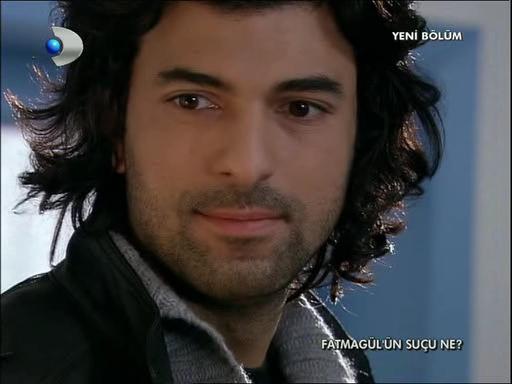 Fatmagulun.Sucu.Ne.BL.18.DVBRip.XviD.force13.avi_snapshot_00.42.53_[2013.02.02_22.46.05].jpg