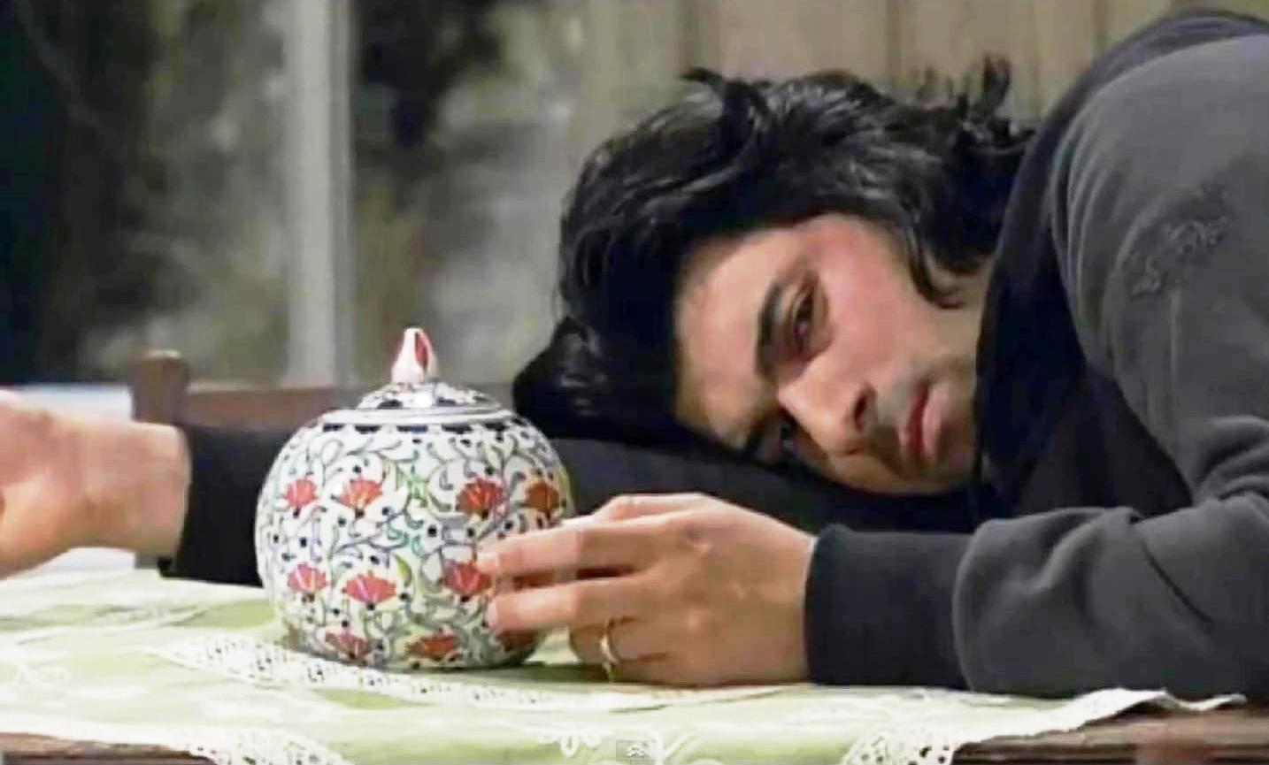 ENGIN AKYUREK 7].jpg