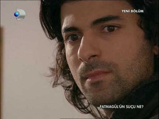 Fatmagulun.Sucu.Ne.BL.19.DVBRip.XviD.force13.avi_snapshot_00.03.55_[2013.02.04_23.17.06].jpg