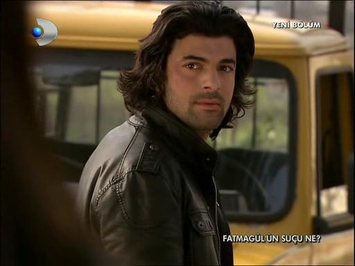Fatmagulun.Sucu.Ne.BL.19.DVBRip.XviD.force13.avi_snapshot_01.03.55_[2013.02.04_23.38.27].jpg