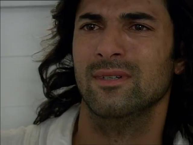 Fatmagülün Suçu Ne 3.Bölüm.flv_snapshot_00.06.51_[2013.02.11_21.53.34].jpg