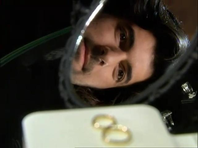 Fatmagülün Suçu Ne 22.Bölüm Part 2.flv_snapshot_05.22_[2013.02.14_23.10.22].jpg
