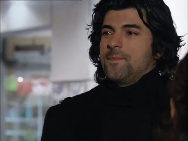 Fatmagülün Suçu Ne 24.Bölüm.flv_snapshot_01.27.53_[2013.02.17_21.41.17].jpg