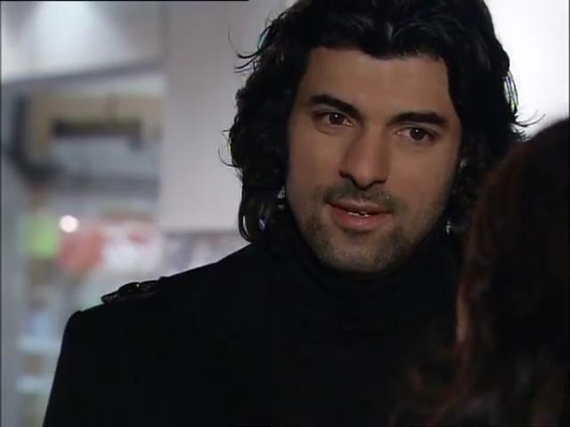 Fatmagülün Suçu Ne 24.Bölüm.flv_snapshot_01.28.06_[2013.02.17_21.43.34].jpg