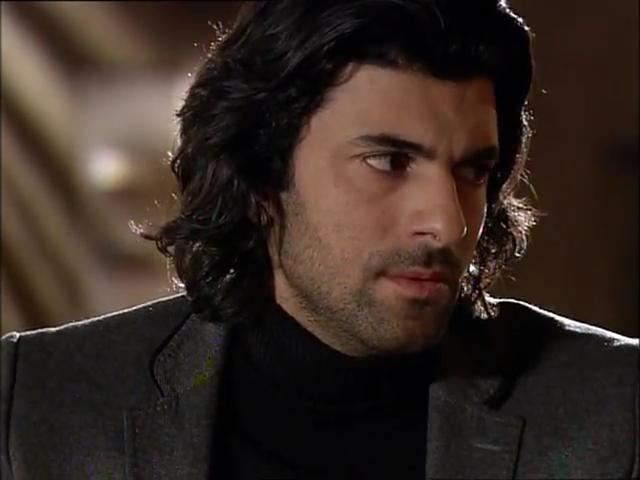 Fatmagülün Suçu Ne 25.Bölüm.flv_snapshot_00.40.00_[2013.02.19_00.13.43].jpg