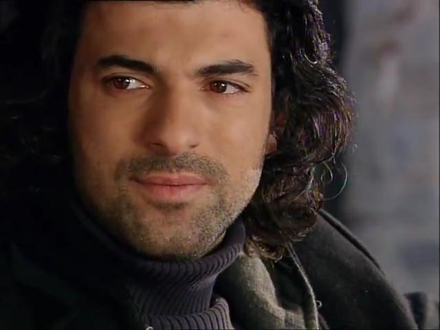 Fatmagülün Suçu Ne 26.Bölüm[1].flv_snapshot_00.48.13_[2013.02.20_00.09.22].jpg