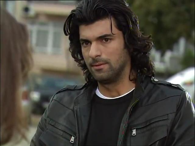 Fatmagülün Suçu Ne 7.Bölüm.flv_snapshot_00.05.39_[2013.02.22_23.51.14].jpg