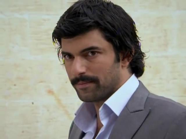 Esli.by.ya.stal.oblakom.(18.seriya.iz.29).2009.XviD.SATRip.avi_snapshot_00.54.02_[2013.02.26_21.47.39].jpg